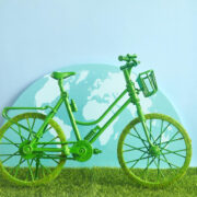 Mobilitate urbană verde: Biciclete electrice avantajoase