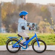 Bicicleta BMX: Ghidul de alegere perfectă pentru copilul tău